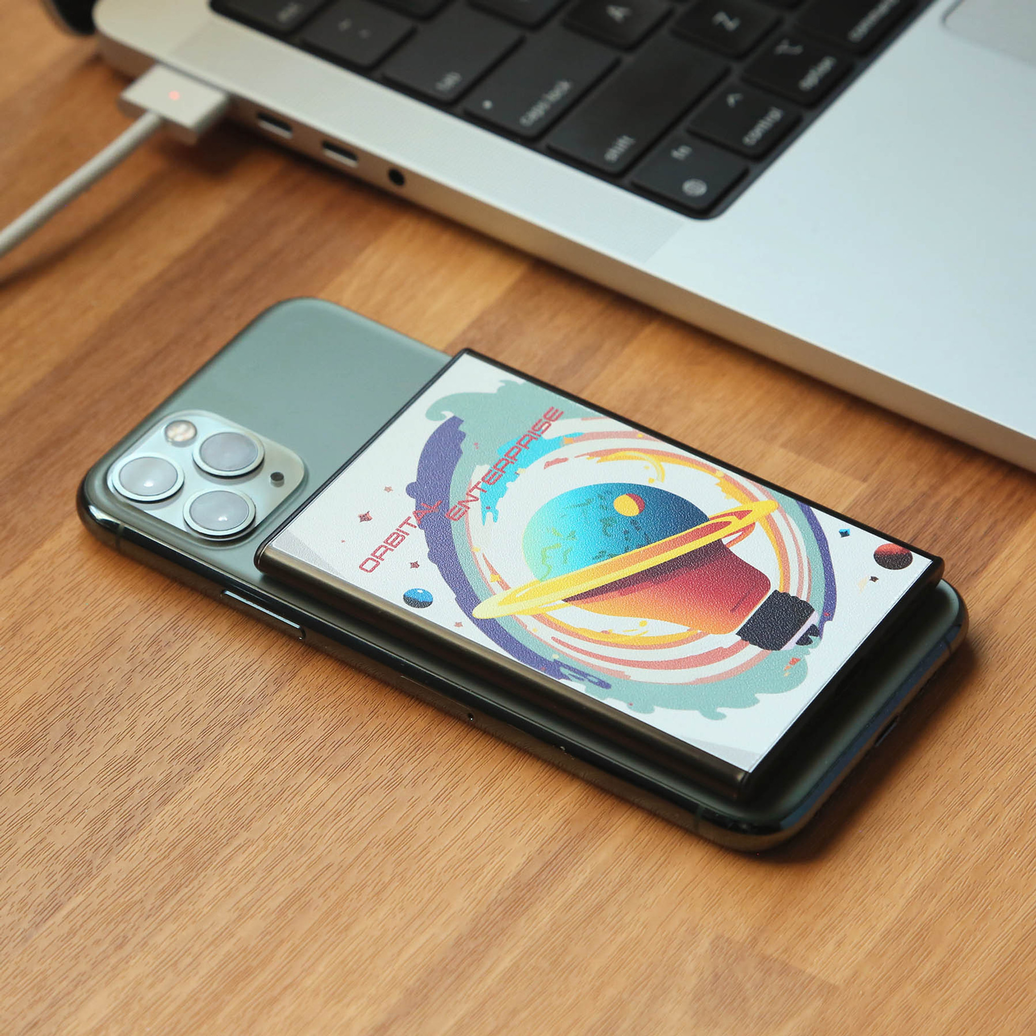 The Slim Wireless Power Bank Product Image
