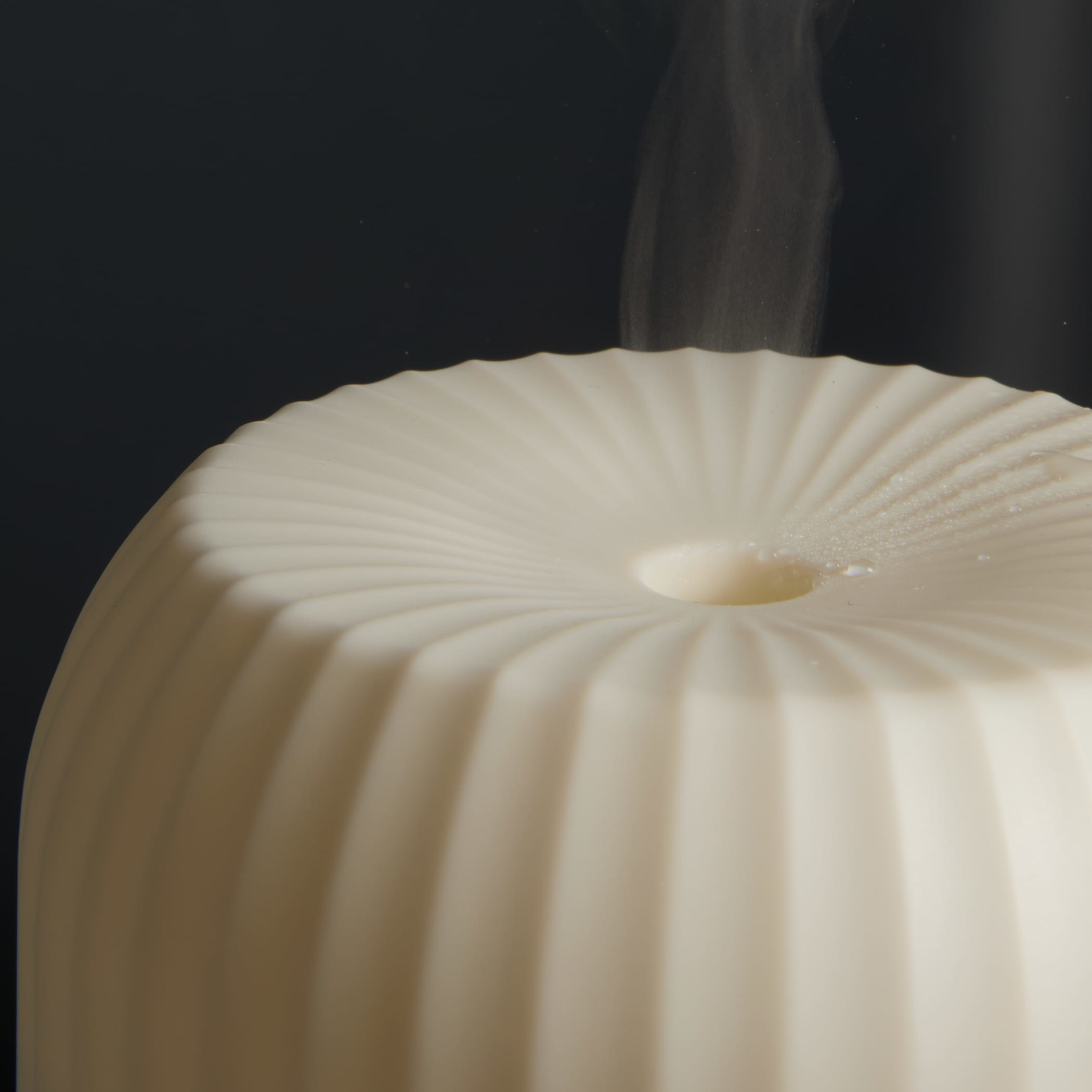 Wellable™ Ambient Light Humidifier Product Image
