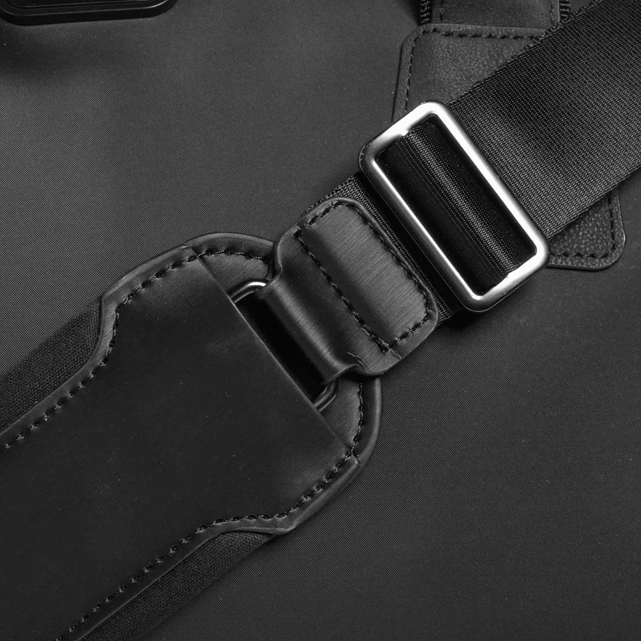 STITCH® Ultimate Garment Bag Product Image