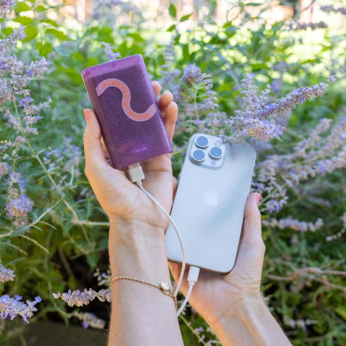 Gomi Translucent 10,000 mAh Power Bank Product Image