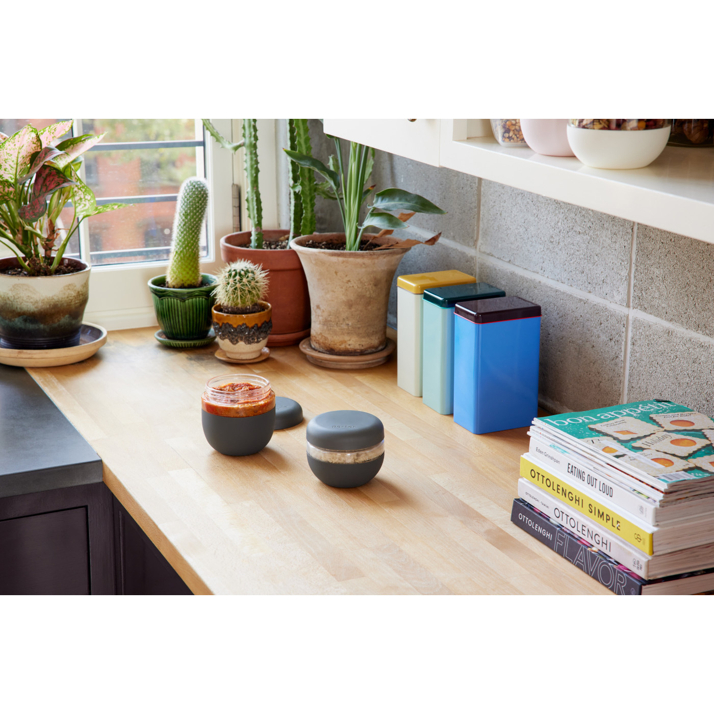 W&P Seal Tight Plastic Bowl - 16 oz. Product Image