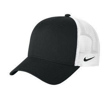 Nike Snapback Mesh Trucker Cap Product Image