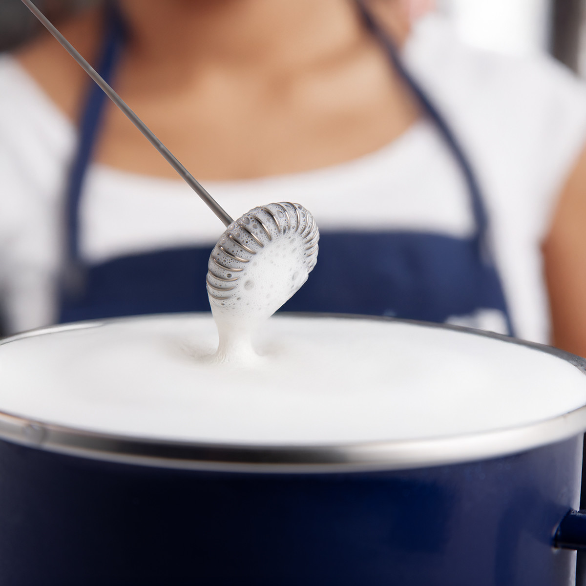 Handheld Beverage Mixer Product Image