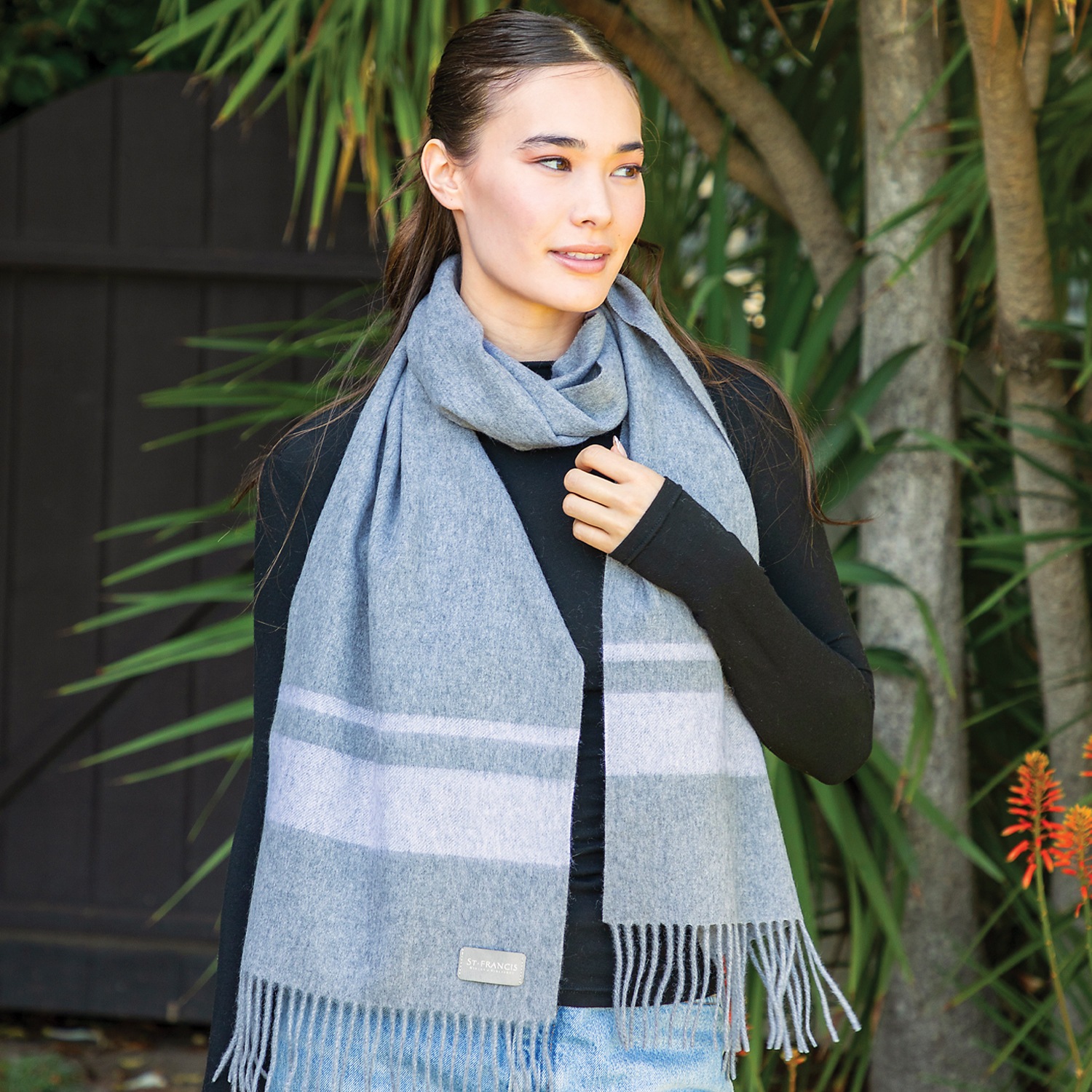 Cashmere Scarf Product Image