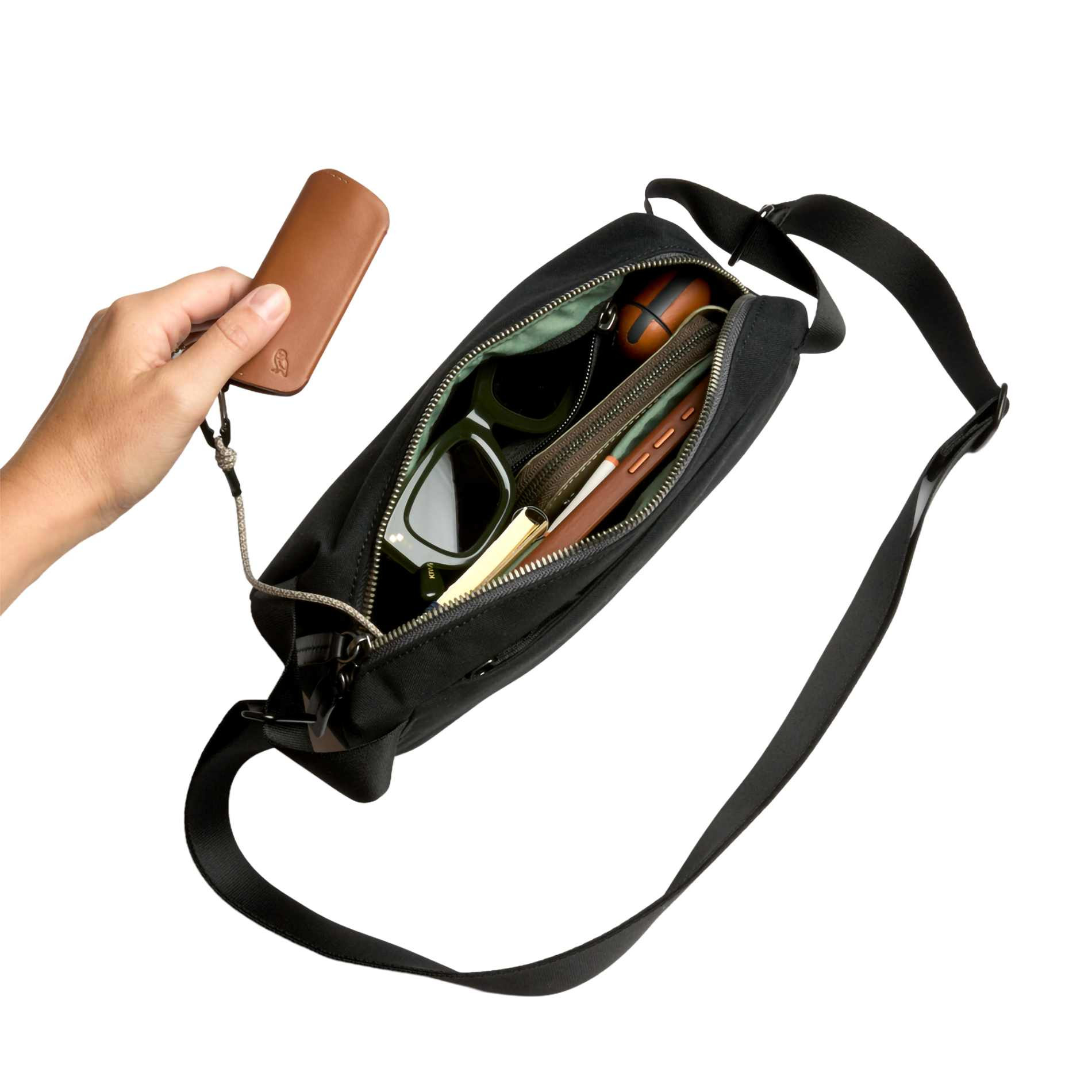 Bellroy Classic 3L Sling Bag Product Image