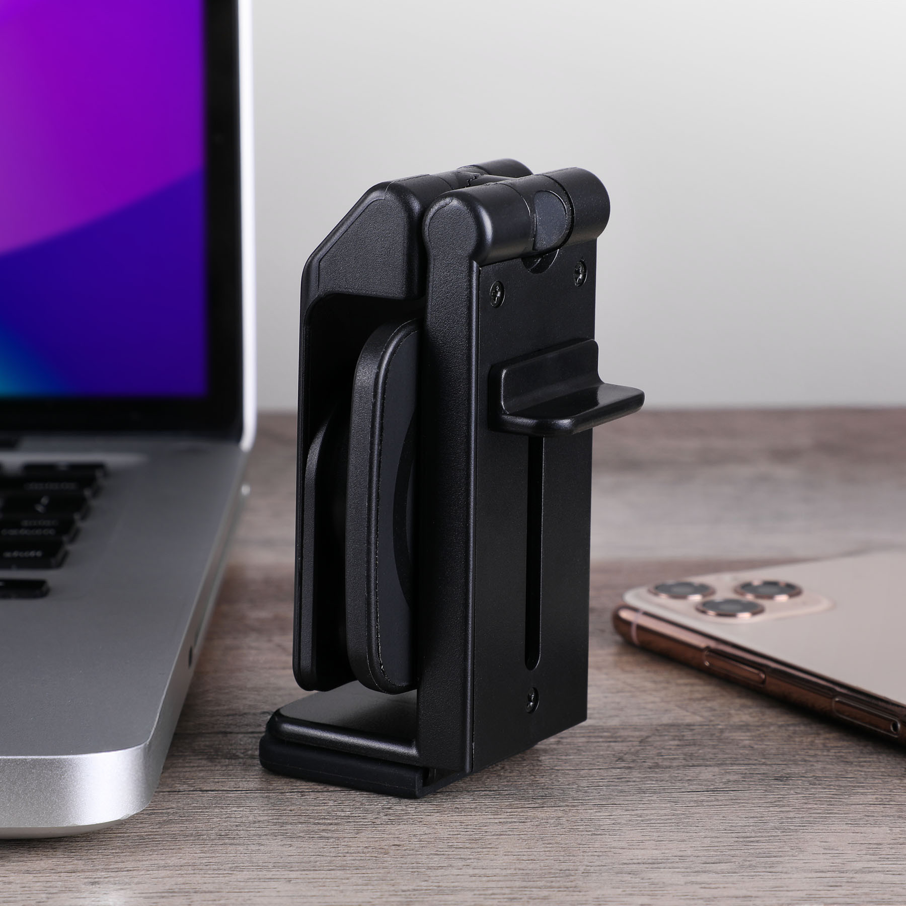 Clipklamp Magnetic Phone Holder Product Image