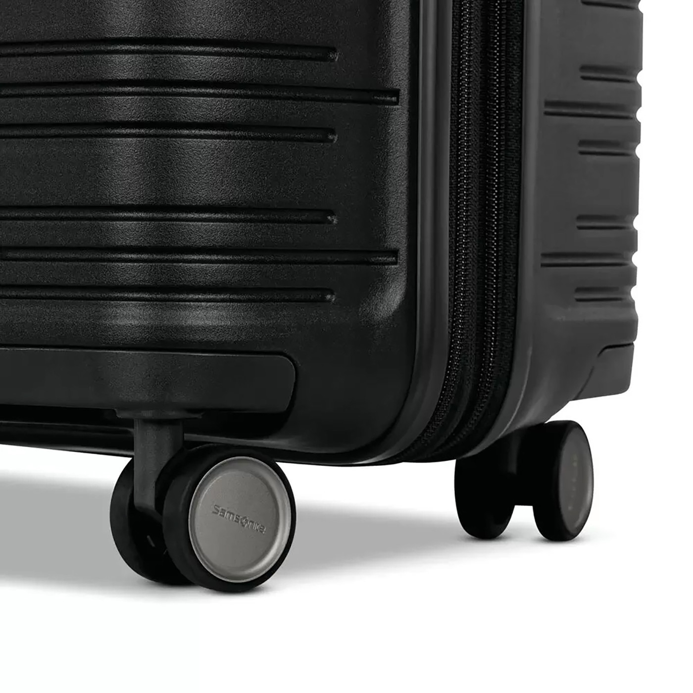 Samsonite Elevation™ Plus Carry-On Spinner Product Image