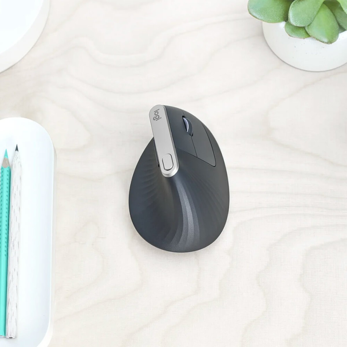 Logitech® MX Vertical Ergonomic Wireless Mouse Product Image