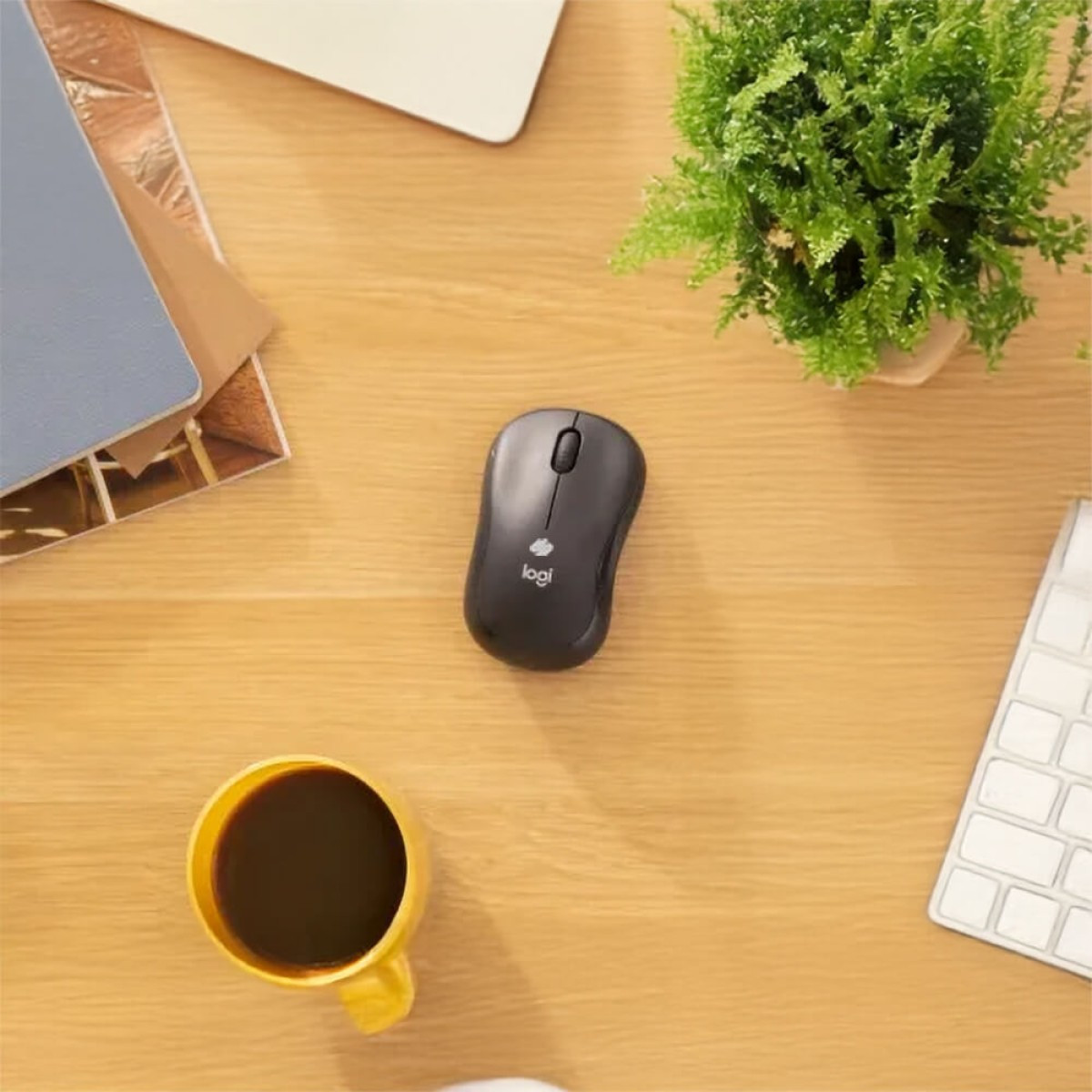 Logitech® M240 Silent Bluetooth Mouse Product Image