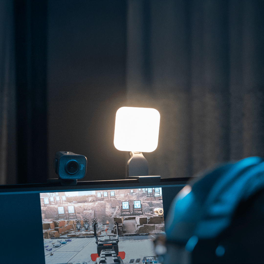 Logitech® Litra Glow Streaming Light Product Image