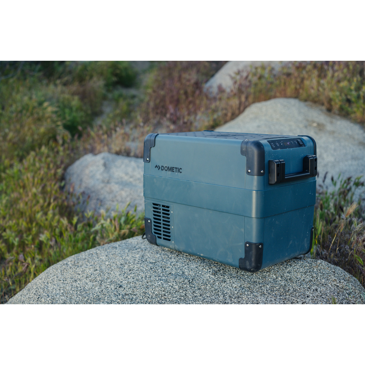 Dometic 28L CFX2 Active Cooling Cooler Product Image