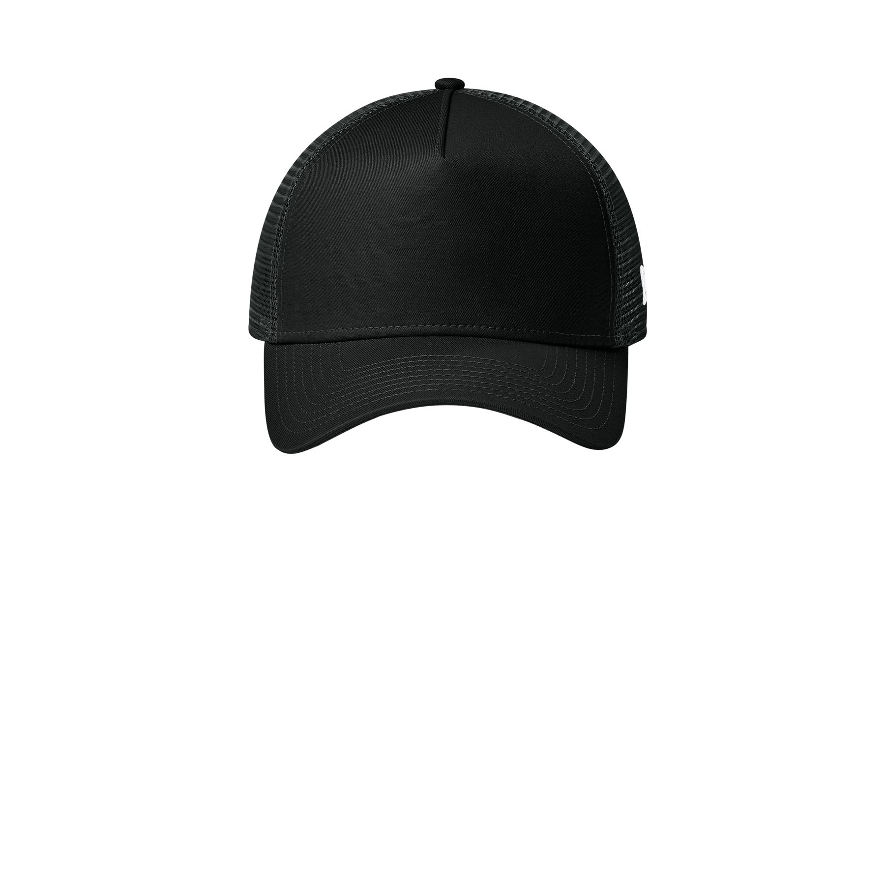 Flag Black/Black New Era Snapback Trucker Cap featuring a structured, high-profile 5-panel design with a cotton twill front and pre-curved visor, breathable polyester mesh mid and back panels, and a 7-position adjustable snapback closure for a secure, customizable fit.